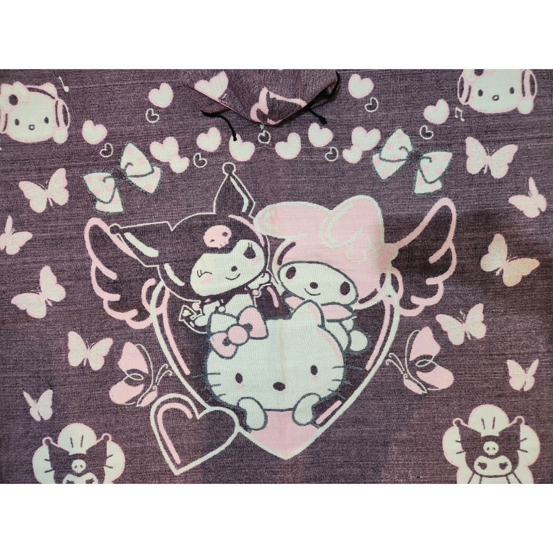 PONCHO ALCAPA HELLO KITTY GRIS ROSA